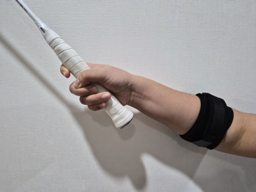 테니스 게임 — 양팔 사용 종목